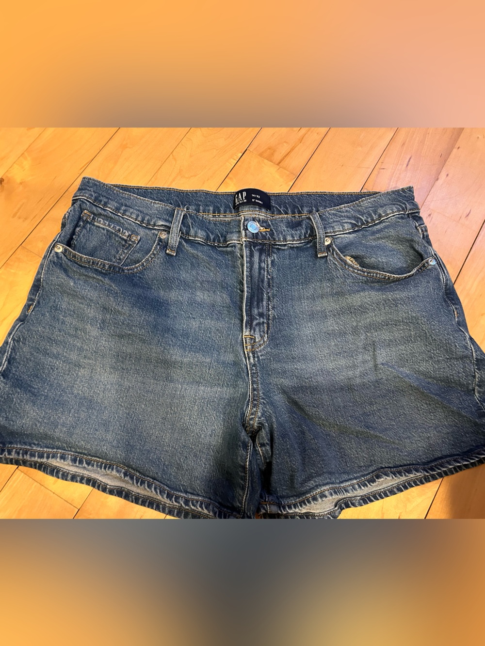 GAP Women’s Medium Blue Jean Shorts